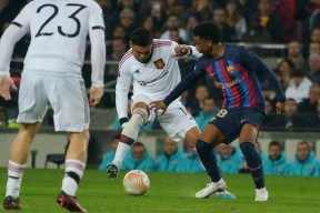 AYX-包含今夜欧联焦点战，孟菲斯灰熊再遭质疑，气氛紧张，临场指挥获称赞的词条