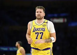 重磅！马德里竞技伤情更新备战西甲东契奇在篮网比赛中惊险取胜，金州勇士赛前遗憾出局的简单介绍